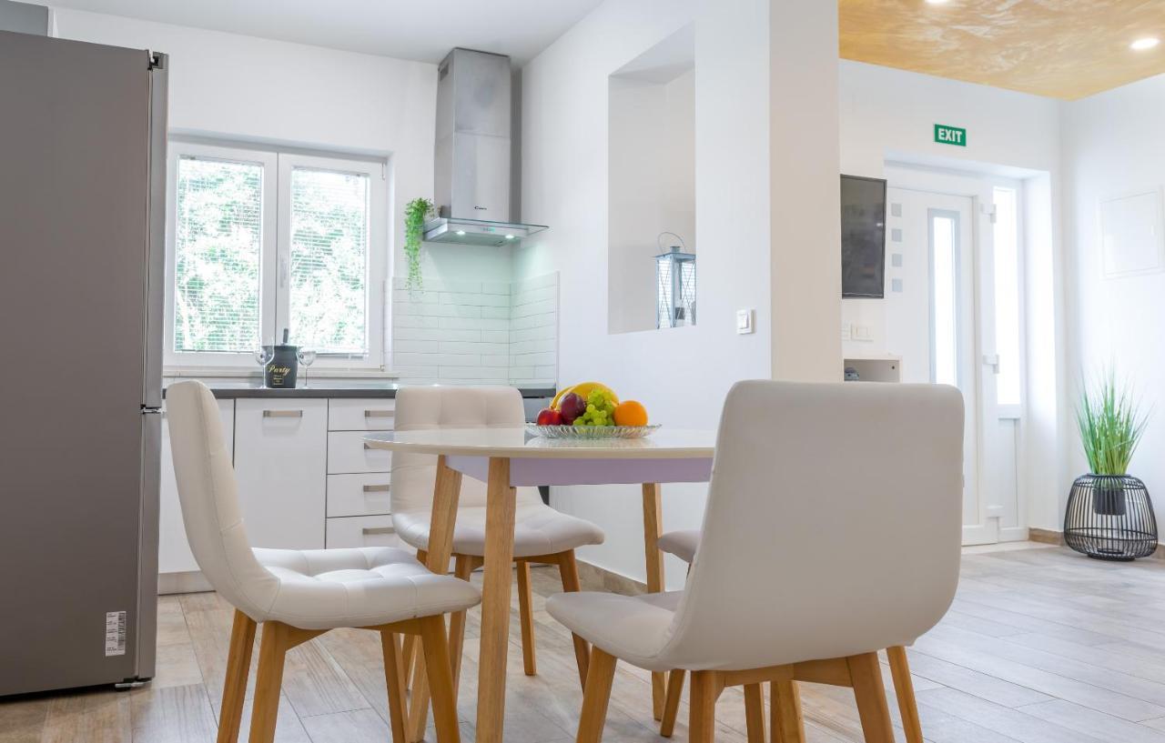 Apartments Helen Ντουμπρόβνικ Εξωτερικό φωτογραφία